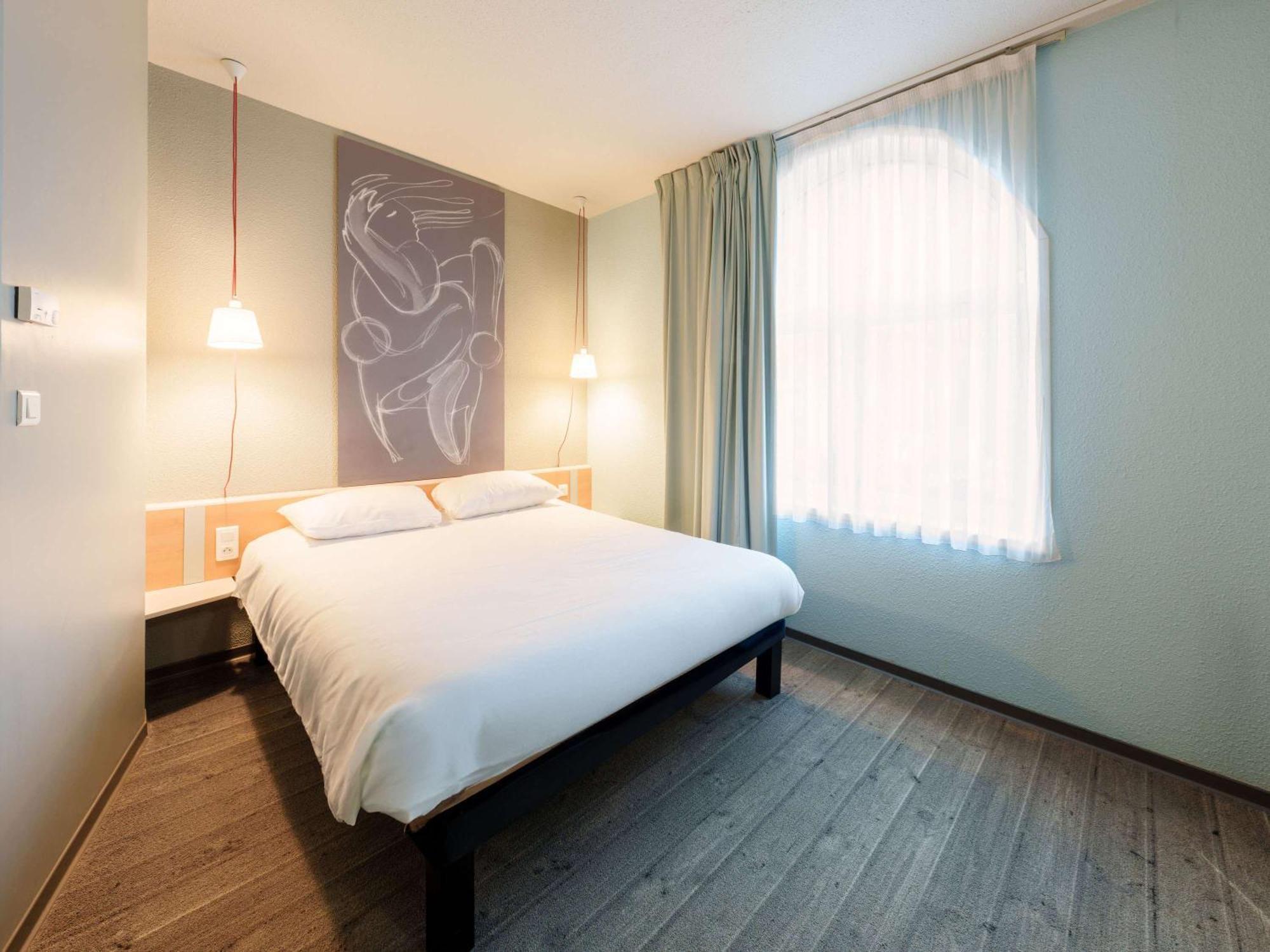 Hotel Ibis Quentin Basilique